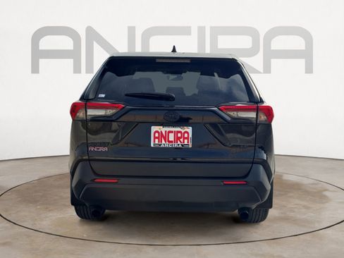 Used 2023 Toyota RAV4 LE image 9