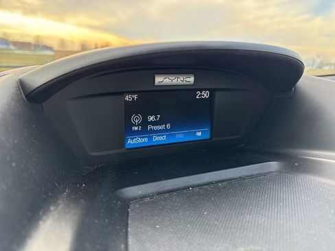 Used 2016 Ford Escape SE w/ SE Cold Weather Package image 23