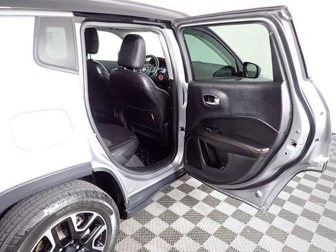 Used 2019 Jeep Compass Trailhawk image 29