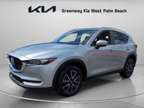 Used 2018 MAZDA CX-5 Touring w/ Preferred Equipment Package image 4