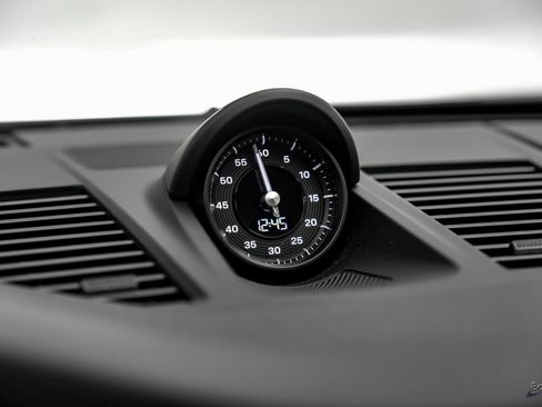 Used 2025 Porsche 911 Carrera image 71