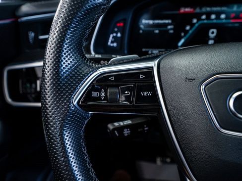 Used 2022 Audi S7 Prestige w/ Prestige Package image 41