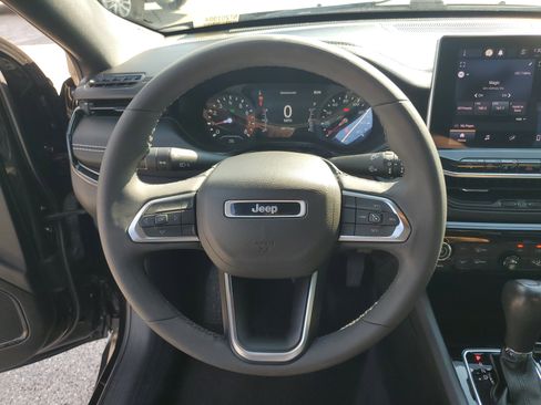 Used 2022 Jeep Compass Altitude image 16