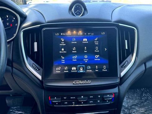 Used 2018 Maserati Ghibli image 7