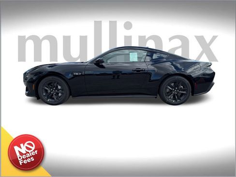 New 2026 Ford Mustang GT image 2