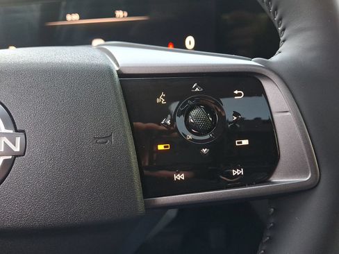 Used 2025 Nissan Murano SL w/ Cargo Package AWD/4WD image 23