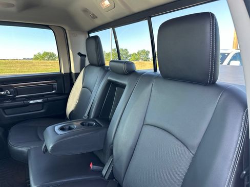 Used 2015 RAM 1500 Laramie w/ Convenience Group AWD/4WD image 28