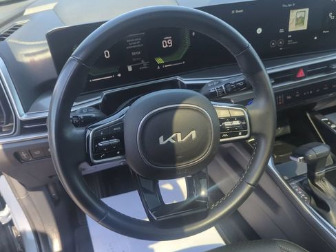 Used 2025 Kia Sorento EX w/ Panoramic Sunroof Package FWD image 21