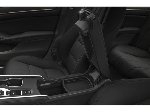 Used 2019 Honda Accord Touring image 13