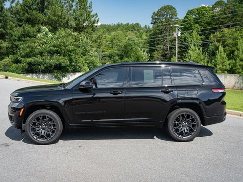 Used 2024 Jeep Grand Cherokee L Summit AWD/4WD image 5