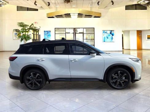 New 2026 INFINITI QX60 Autograph AWD/4WD image 4
