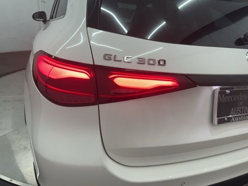 New 2026 Mercedes-Benz GLC 300 image 29