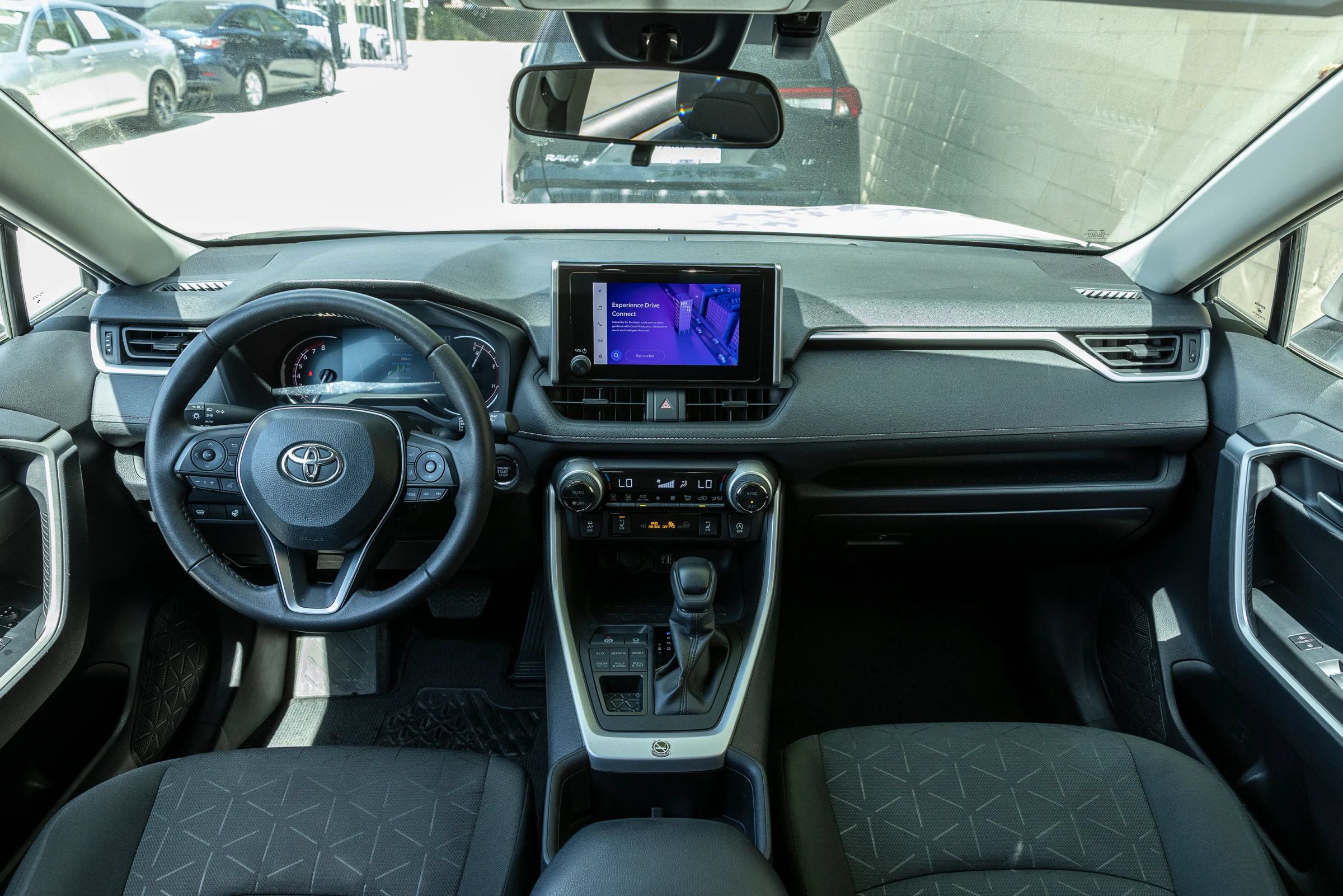 Used 2021 Toyota RAV4 XLE w/ XLE Grade Weather Package AWD/4WD image 23