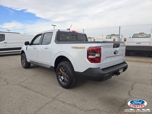New 2026 Ford Maverick Tremor image 3