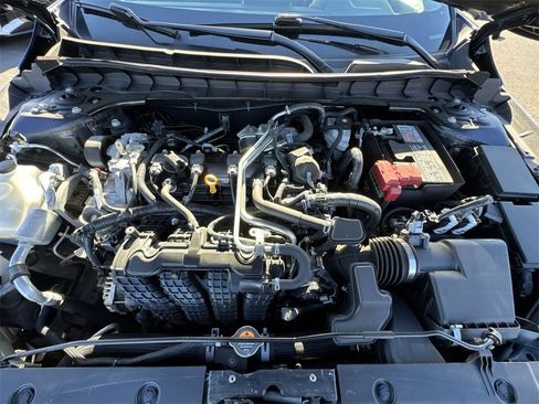 Used 2024 Nissan Altima 2.5 SR image 24