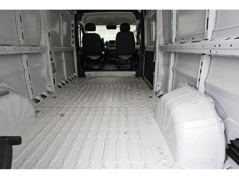 Used 2026 RAM ProMaster 2500 w/ Convenience Group FWD image 23