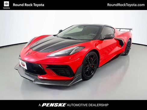 Used 2025 Chevrolet Corvette Stingray Coupe w/ Battery Protection Package RWD image 1