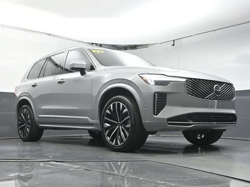 Certified 2026 Volvo XC90 B6 Plus w/ Protection Package Premier AWD/4WD image 34