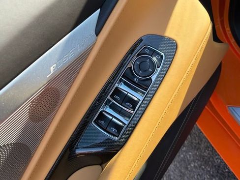 Used 2024 Chevrolet Corvette Stingray Premium Conv w/ Z51 Performance Package image 16