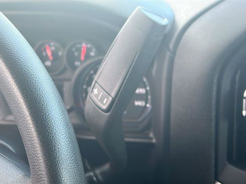 Certified 2022 Chevrolet Silverado 1500 Custom image 22