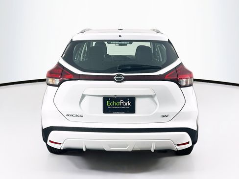 Used 2023 Nissan Kicks SV FWD image 7