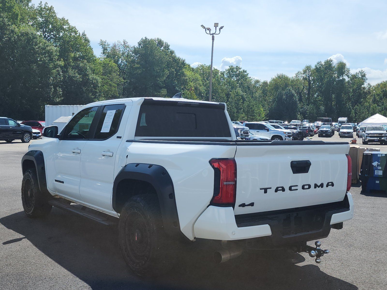 Used 2024 Toyota Tacoma SR5 AWD/4WD image 3
