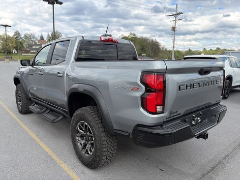 New 2026 Chevrolet Colorado ZR2 w/ Technology Package AWD/4WD image 6