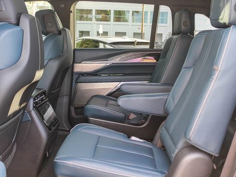 New 2025 Cadillac Escalade IQ Luxury 2 image 21