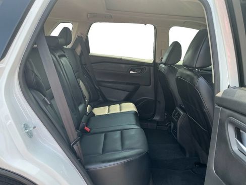 Used 2026 Nissan Rogue SV w/ SV Premium Package FWD image 23