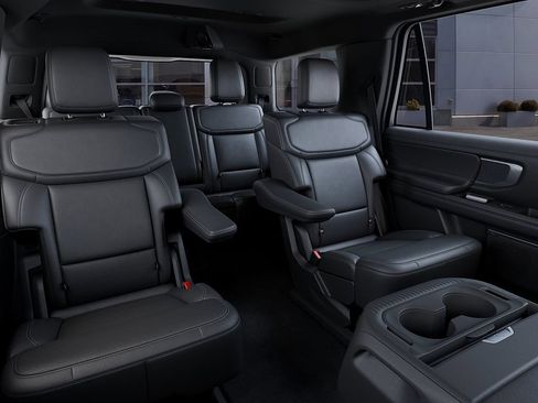 New 2027 Ford Expedition Platinum w/ Stealth Appearance Package AWD/4WD image 11