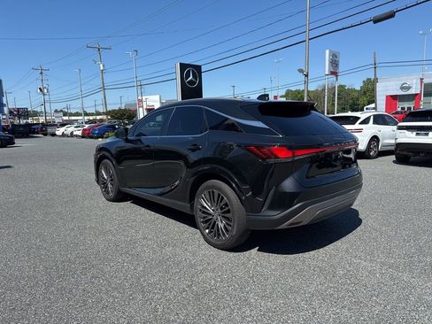 Used 2024 Lexus RX 350 AWD w/ Convenience Package image 5