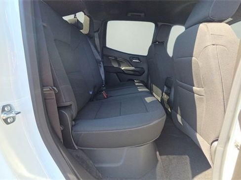 New 2026 GMC Canyon Elevation w/ Convenience Package image 14