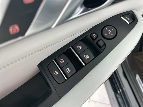 New 2026 BMW X5 xDrive50e w/ M Sport Package image 15