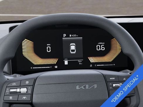 New 2025 Kia K4 LX image 21