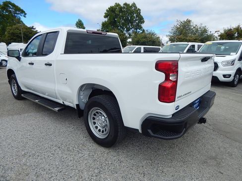 Used 2024 Chevrolet Silverado 1500 W/T w/ Trailering Package RWD image 6
