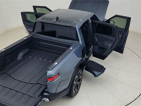 Used 2025 Rivian R1T Adventure image 84