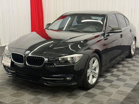 Used 2017 BMW 330i xDrive Sedan AWD/4WD image 5