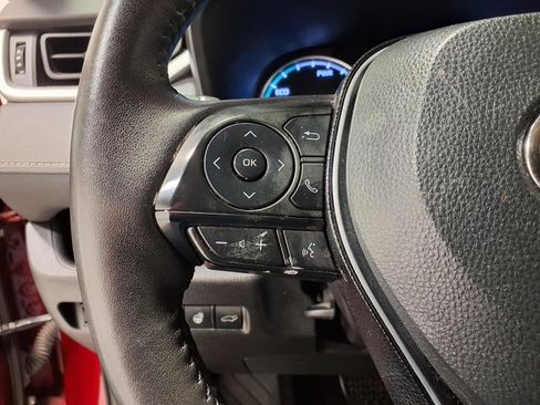 Used 2021 Toyota RAV4 XLE w/ Convenience Package image 21