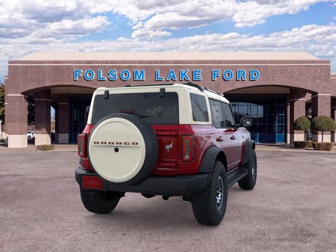 New 2026 Ford Bronco Outer Banks w/ Sasquatch Package AWD/4WD image 8