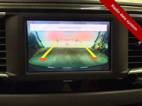 Used 2022 Chrysler Voyager LX FWD image 26