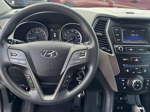 Used 2018 Hyundai Santa Fe Sport FWD image 17