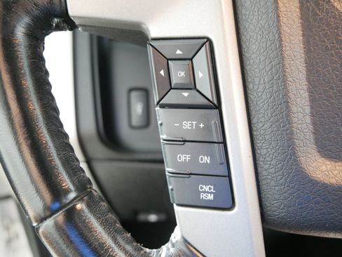 Used 2017 Ford Expedition EL Limited w/ Equipment Group 301A AWD/4WD image 31