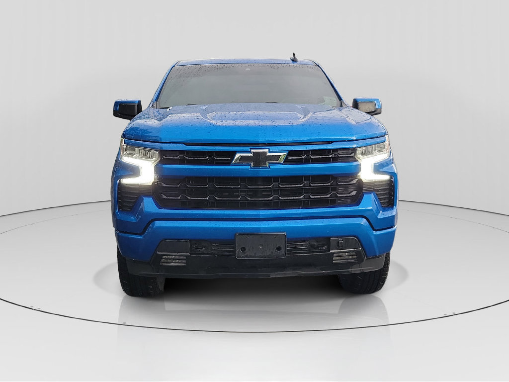 Used 2023 Chevrolet Silverado 1500 RST AWD/4WD image 2