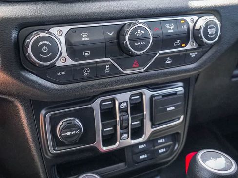 Used 2026 Jeep Wrangler Unlimited Sport AWD/4WD image 21