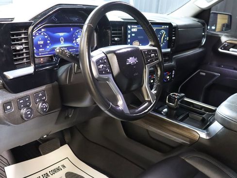 Used 2024 Chevrolet Silverado 1500 RST image 42