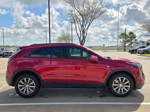 Used 2022 Cadillac XT4 Sport w/ Enhanced Visibility Package image 4