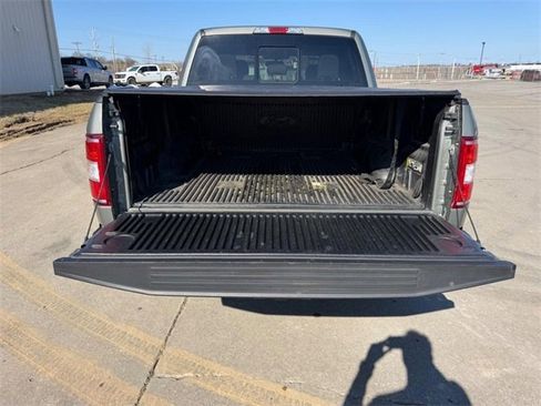 Used 2019 Ford F150 XLT w/ Equipment Group 302A Luxury image 5
