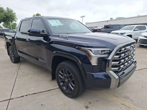 Used 2025 Toyota Tundra Platinum AWD/4WD image 8