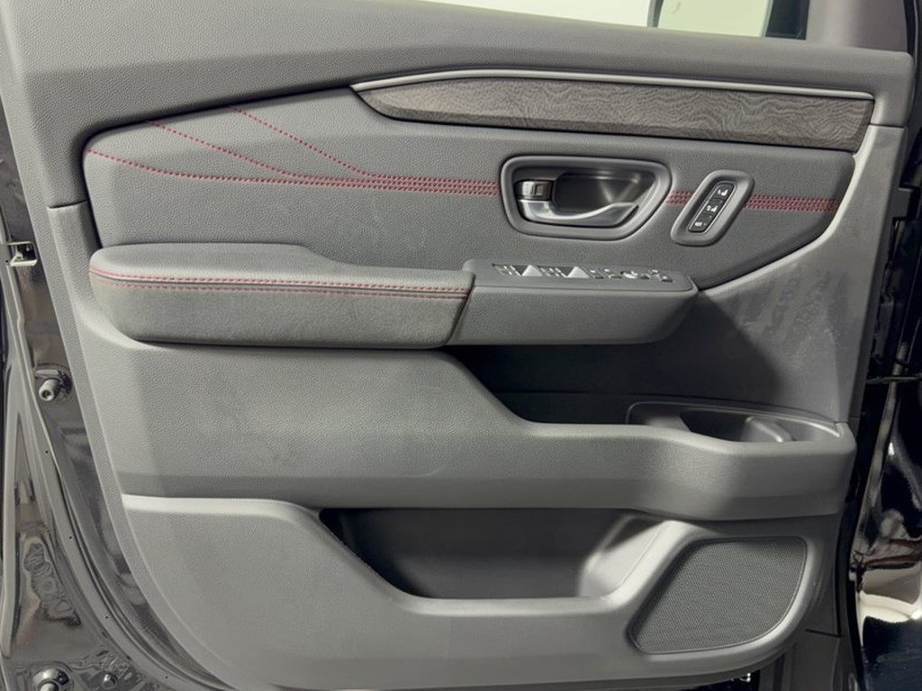 New 2026 Honda Pilot Black Edition image 14