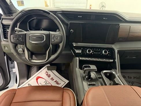 New 2026 GMC Sierra 1500 Denali Ultimate image 15